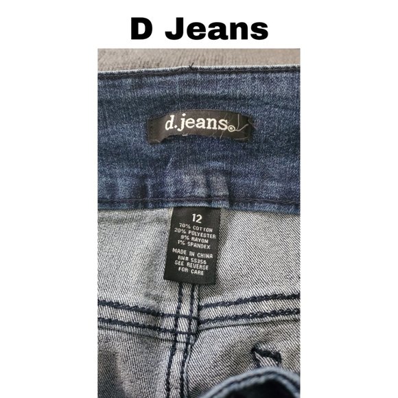 D Jeans Stretch Capri Jeans - Size 12, 3-Button Closure, Comfy & Stylish - Picture 7 of 9